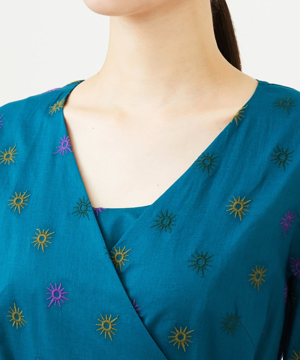 GBEJB01700 Sybilla(シビラ) アスタリスク刺繍ラップドレス ブルーグリーン