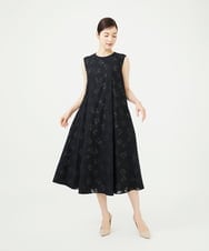 GBEJE80700 Sybilla(シビラ) オパールフラワータックドレス ブラック