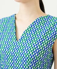 GBEYD05100 Sybilla(シビラ) スクエアドット刺繍ドレス ブルー系