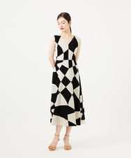 GBEZA08130 Sybilla(シビラ) サークルパッチワークドレス ライトベージュ×ブラック