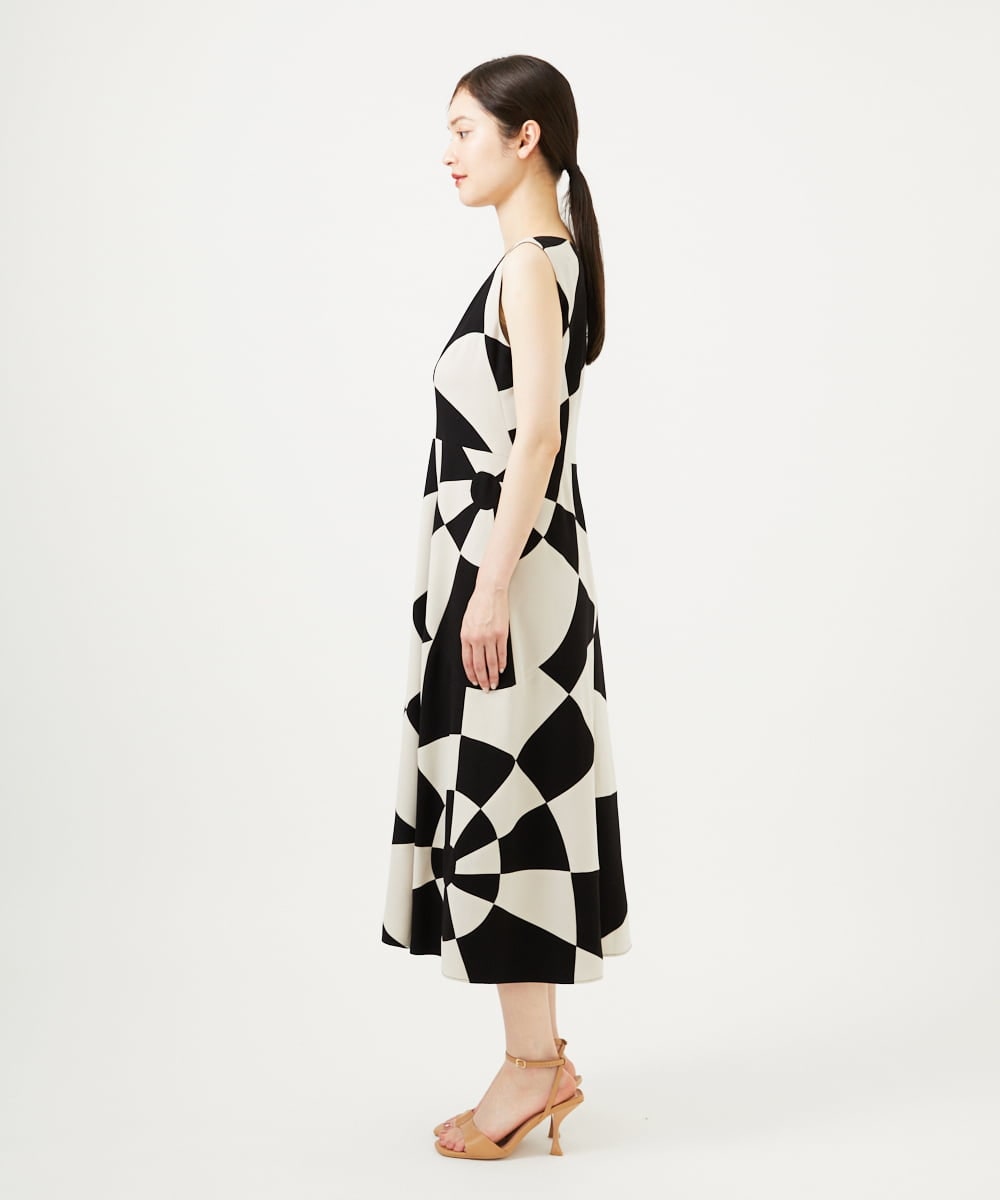 GBEZA08130 Sybilla(シビラ) サークルパッチワークドレス ライトベージュ×ブラック