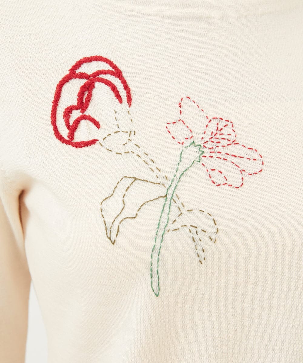 GBFAD34500 Sybilla(シビラ) ステッチフラワー刺繍プルオーバー アイボリー