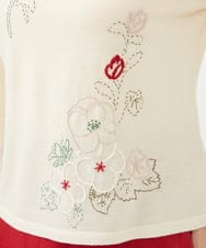 GBFAD34500 Sybilla(シビラ) ステッチフラワー刺繍プルオーバー アイボリー