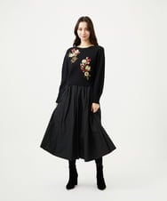 GBFAF36500 Sybilla(シビラ) ポピーブーケ刺繍ニット ブラック