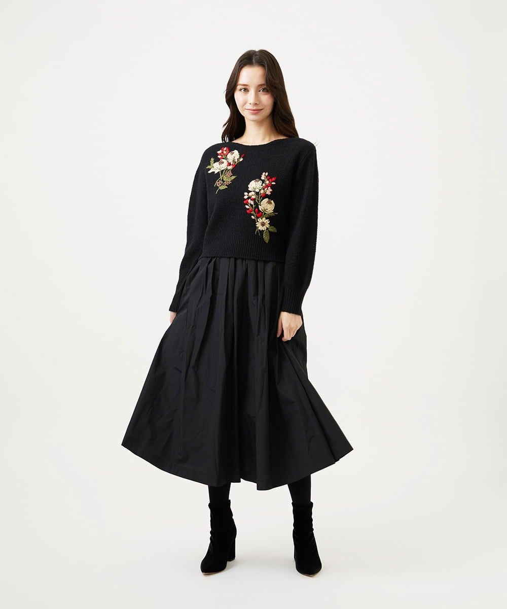 GBFAF36500 Sybilla(シビラ) ポピーブーケ刺繍ニット ブラック