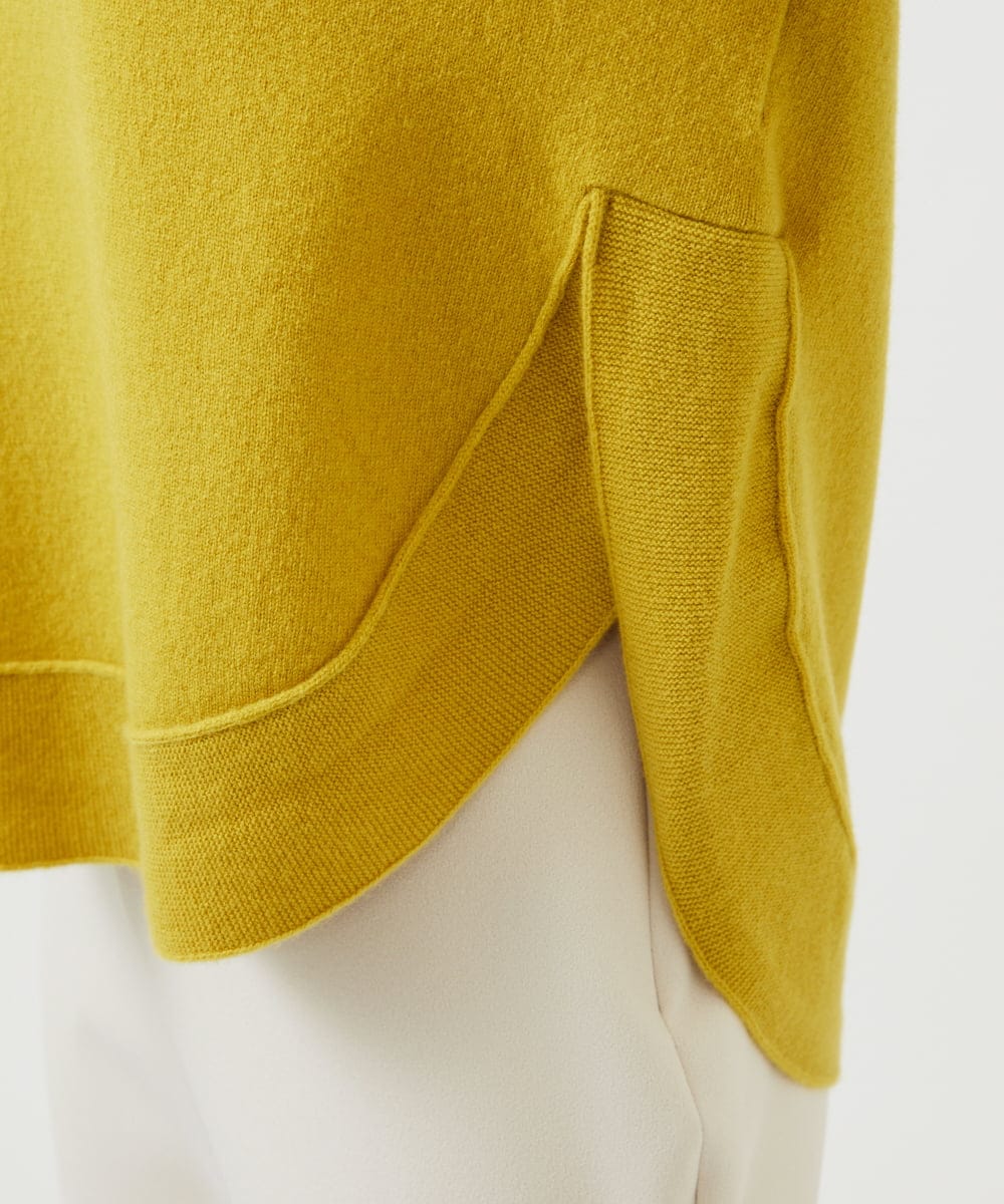 GBFAF37300 Sybilla(シビラ) カーブヘムニット イエロー