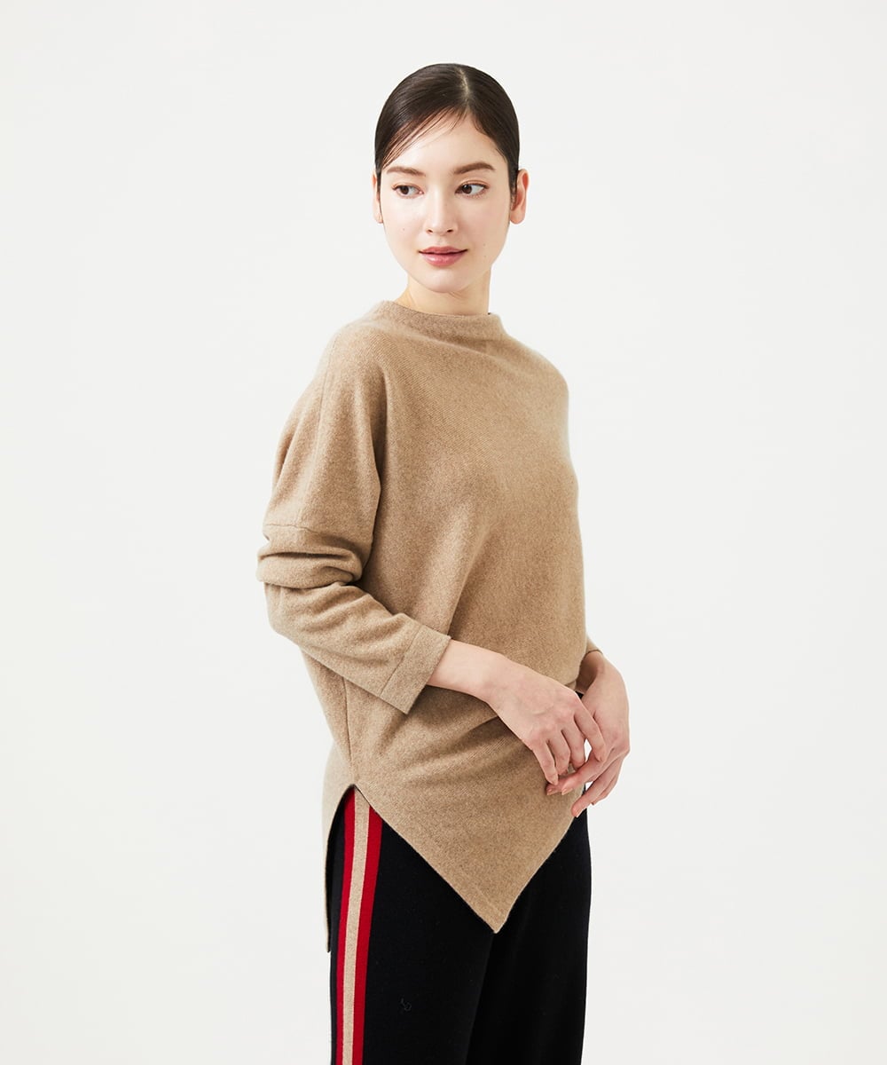 GBFCD01330 Sybilla(シビラ) アシンメトリーハイネックニット ベージュ