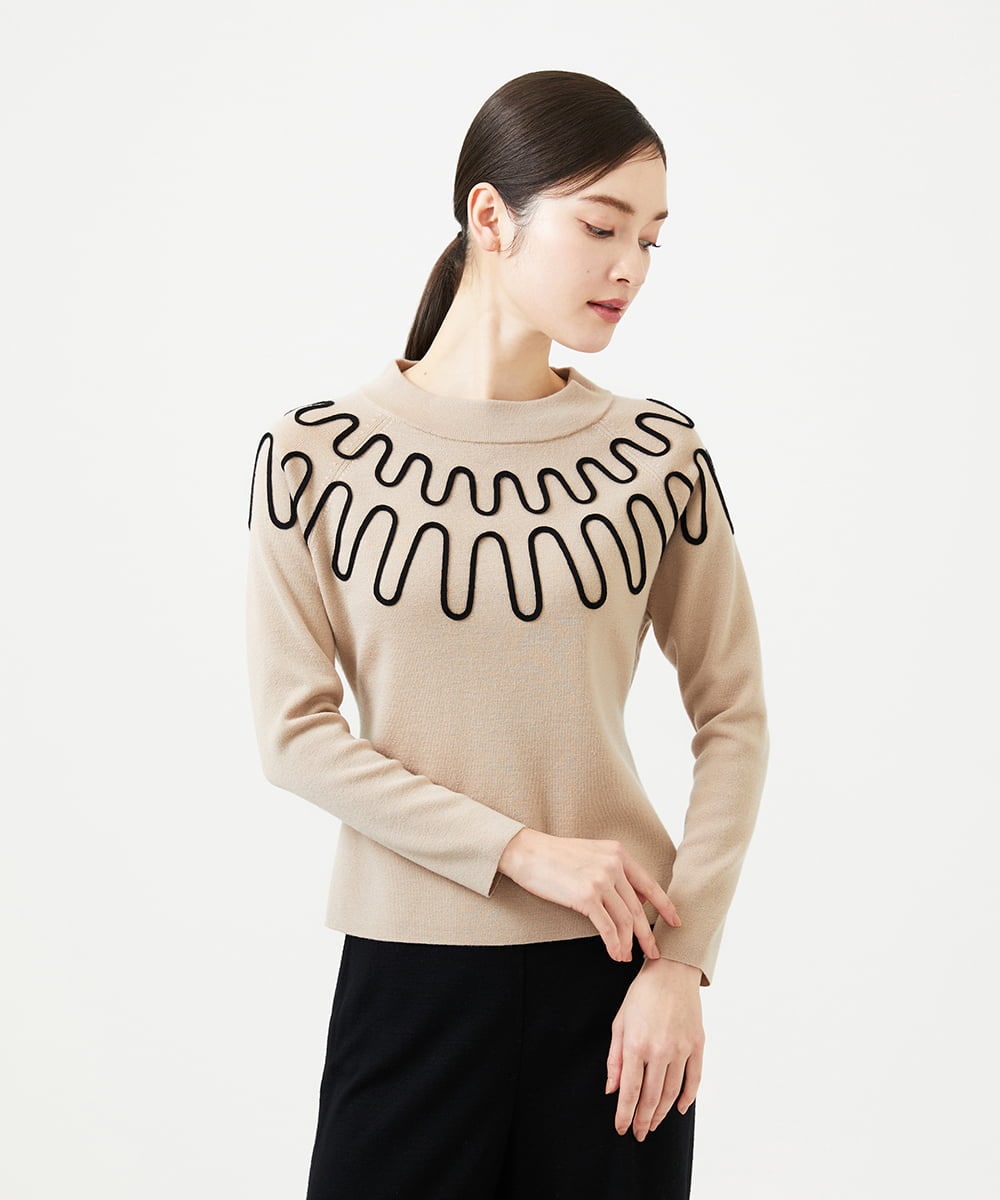 GBFCD02400 Sybilla(シビラ) バイカラーコード刺繍ニット ベージュ