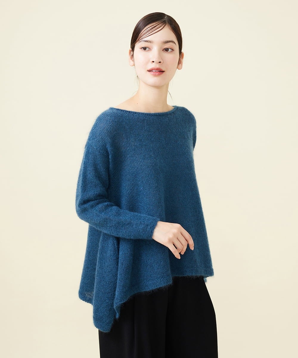 GBFCW50450 Sybilla(シビラ) 【blue&black】ハンカチヘムモヘヤプルオーバー ネイビーブルー