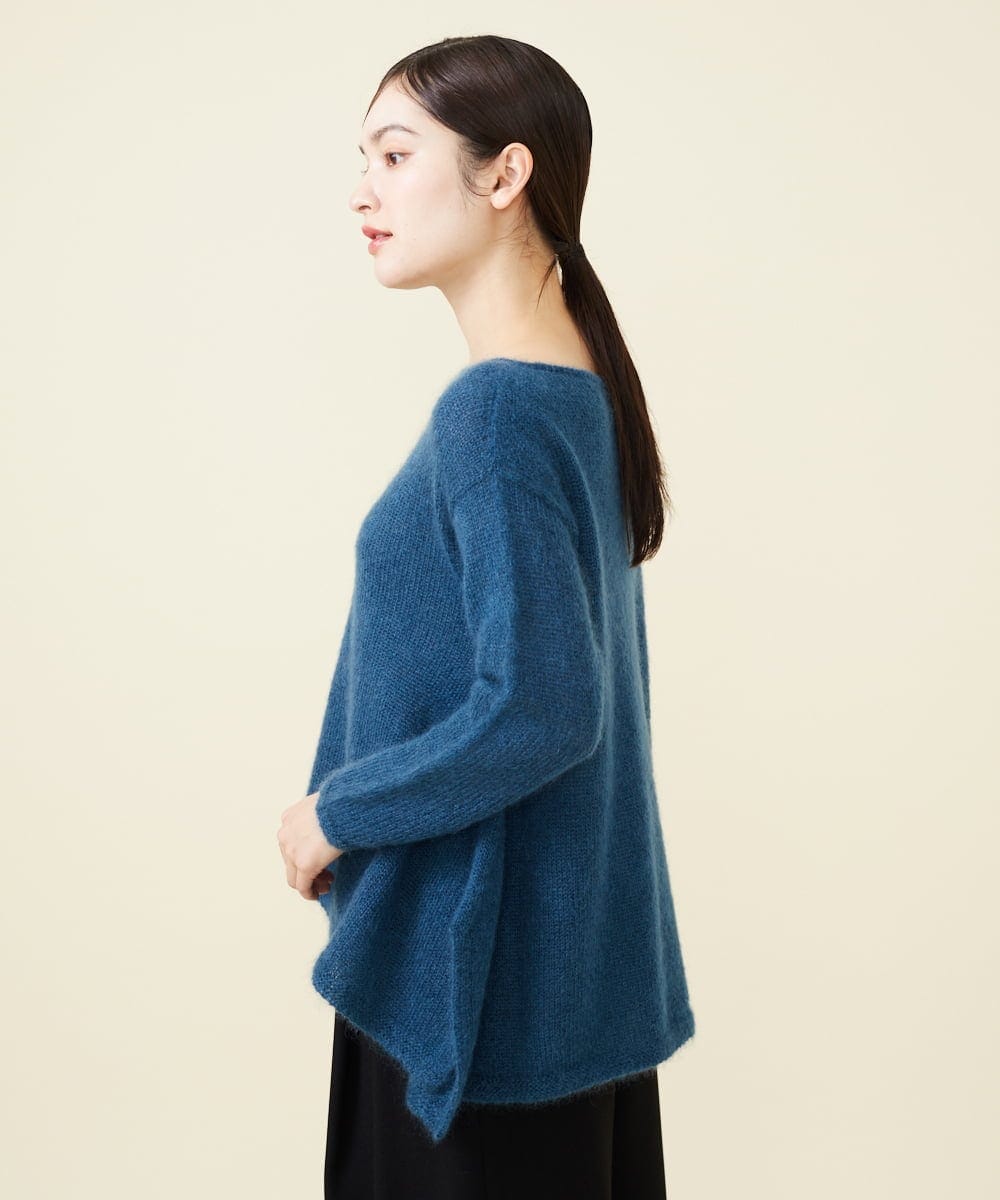 GBFCW50450 Sybilla(シビラ) 【blue&black】ハンカチヘムモヘヤプルオーバー ネイビーブルー