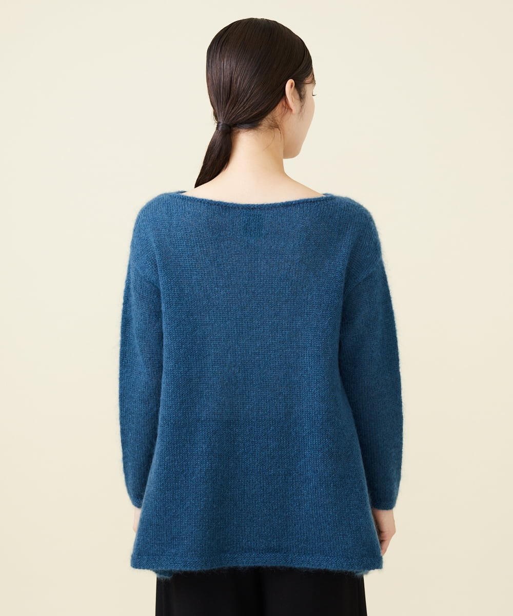 GBFCW50450 Sybilla(シビラ) 【blue&black】ハンカチヘムモヘヤプルオーバー ネイビーブルー