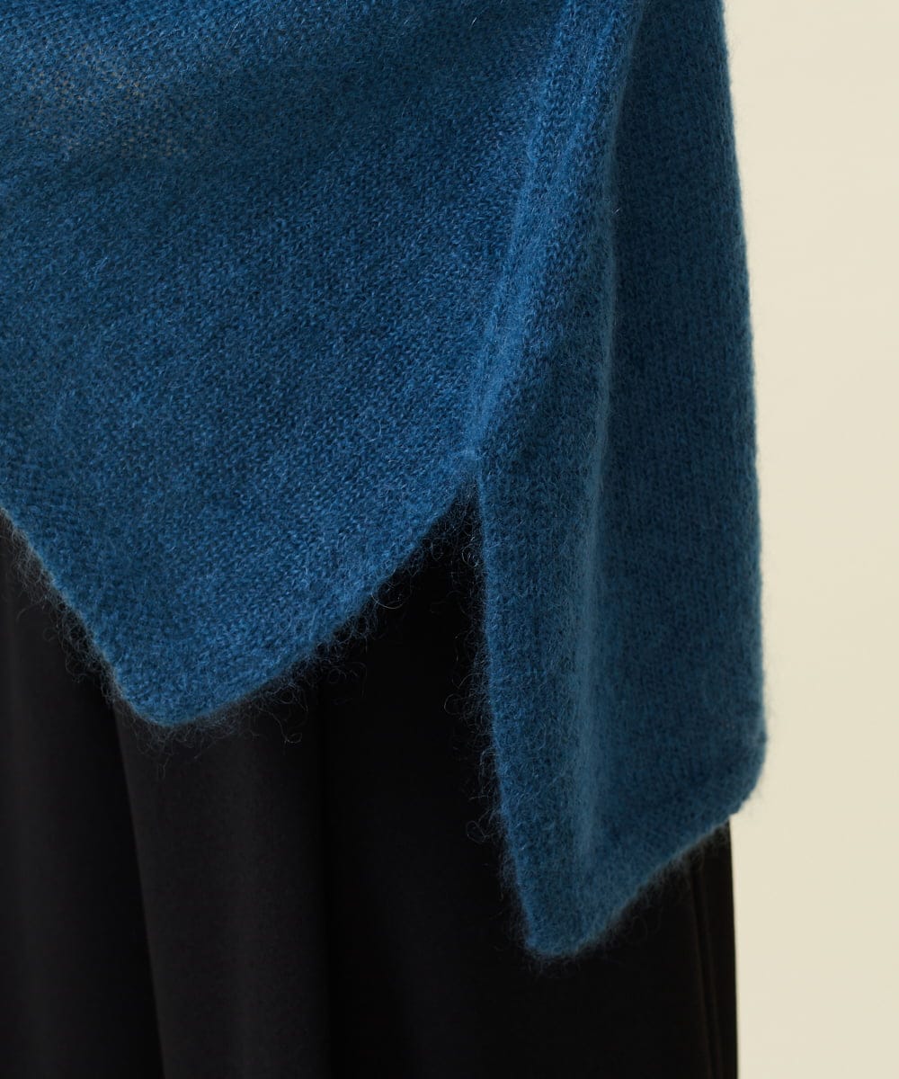 GBFCW50450 Sybilla(シビラ) 【blue&black】ハンカチヘムモヘヤプルオーバー ネイビーブルー
