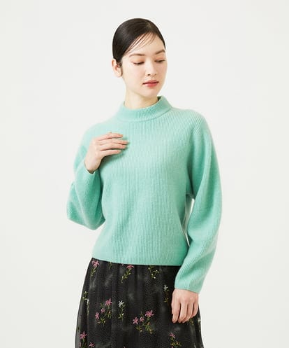 GBFED04500  カシミヤボトルネックニット