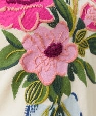 GBFET05590 Sybilla(シビラ) フラワーベース刺繍プルオーバー アイボリー