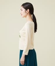 GBFET05590 Sybilla(シビラ) フラワーベース刺繍プルオーバー アイボリー