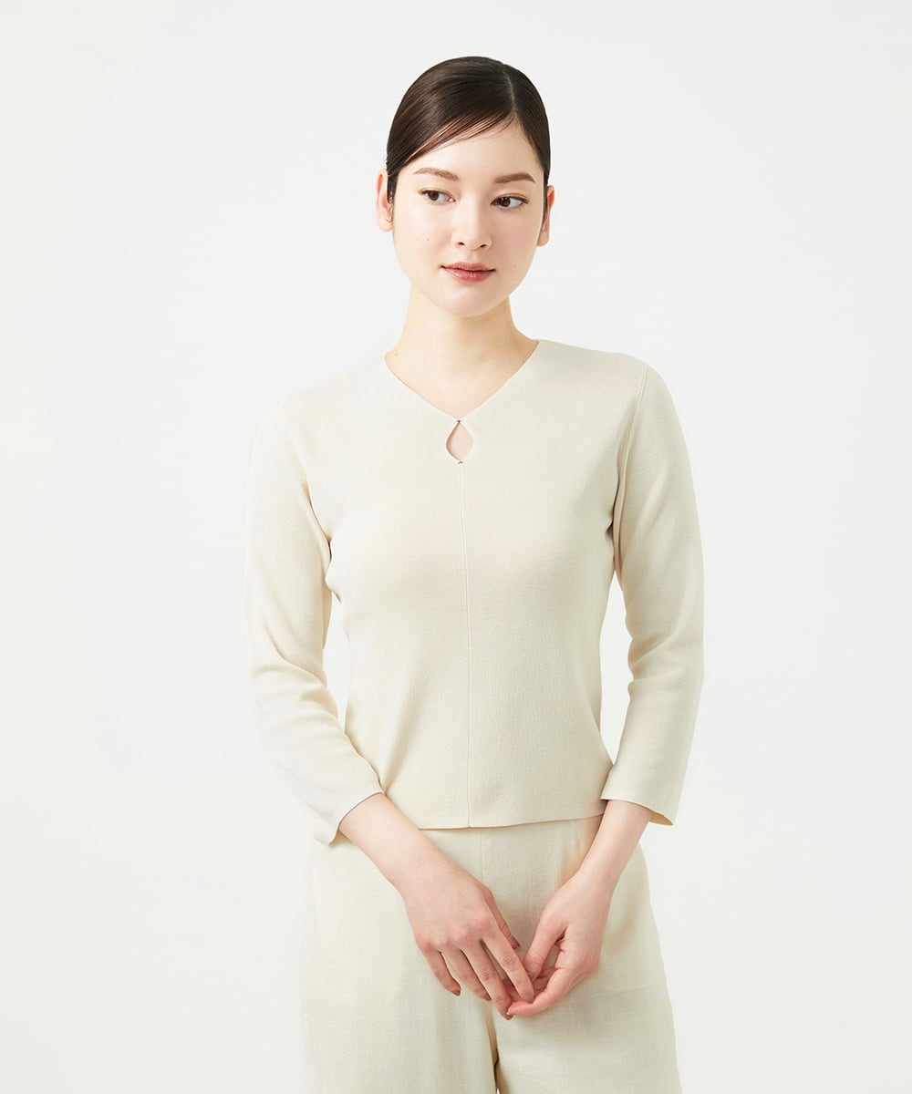 GBFGE02330 Sybilla(シビラ) ダイヤキーホールニット アイボリー