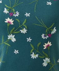 GBFHB31650 Sybilla(シビラ) フラワー刺繍ノースリーブプルオーバー グリーン