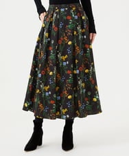 GBHAH36400 Sybilla(シビラ) ボタニカルフラワープリントスカート ブラック