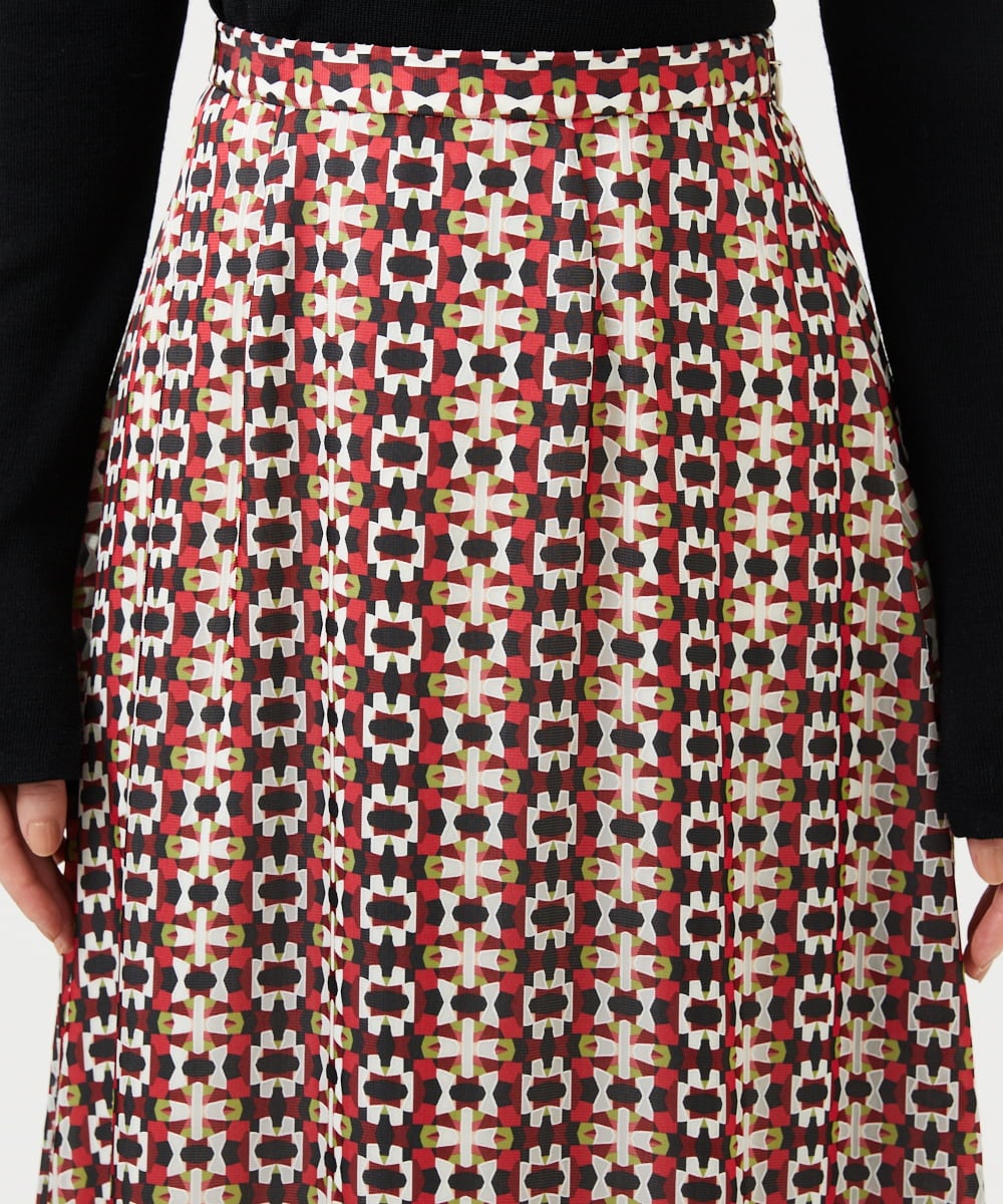 GBHCD01400 Sybilla(シビラ) ジオメトリックオパールスカート レッド系