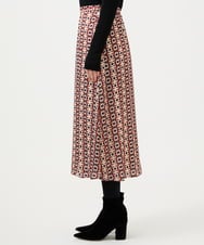 GBHCD01400 Sybilla(シビラ) ジオメトリックオパールスカート レッド系