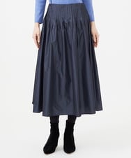 GBHEA02360 Sybilla(シビラ) 【メディア着用】シルキータフタピンタックスカート ネイビー