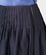 GBHEA02360 Sybilla(シビラ) 【メディア着用】シルキータフタピンタックスカート ネイビー