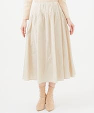 GBHEA02360 Sybilla(シビラ) 【メディア着用】シルキータフタピンタックスカート ライトベージュ