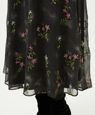 GBHED01700 Sybilla(シビラ) ドットフラワー刺繍スカート ブラック系