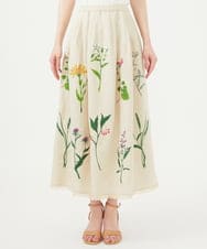 GBHGA01790 Sybilla(シビラ) 先染めリネン刺繍スカート ベージュ