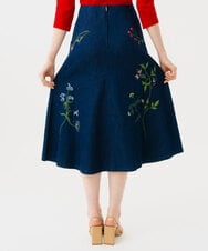 GBHGD04500 Sybilla(シビラ) フラワー刺繍デニムスカート インディゴ
