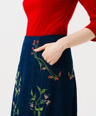 GBHGD04500 Sybilla(シビラ) フラワー刺繍デニムスカート インディゴ