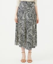 GBHGF08450 Sybilla(シビラ) ゼブラプリントラップスカート ブラック