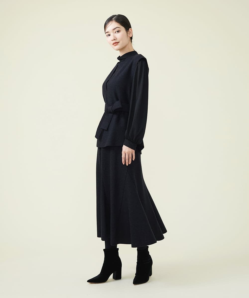 GBKCU24290 Sybilla(シビラ) リバーレーススタンドカラーカットソー ブラック