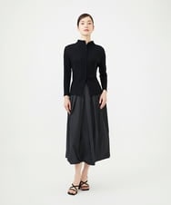 GBKJE06360 Sybilla(シビラ) ボタンデザイン梨地カットソー ブラック