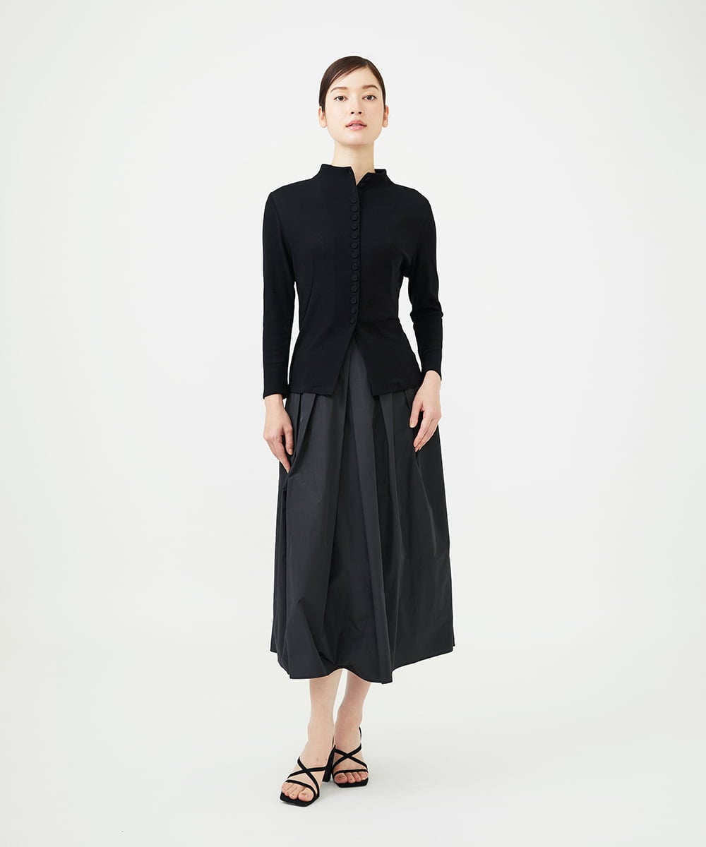GBKJE06360 Sybilla(シビラ) ボタンデザイン梨地カットソー ブラック