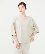 GBKJE35230 Sybilla(シビラ) ハートネックポンチカットソー ベージュ