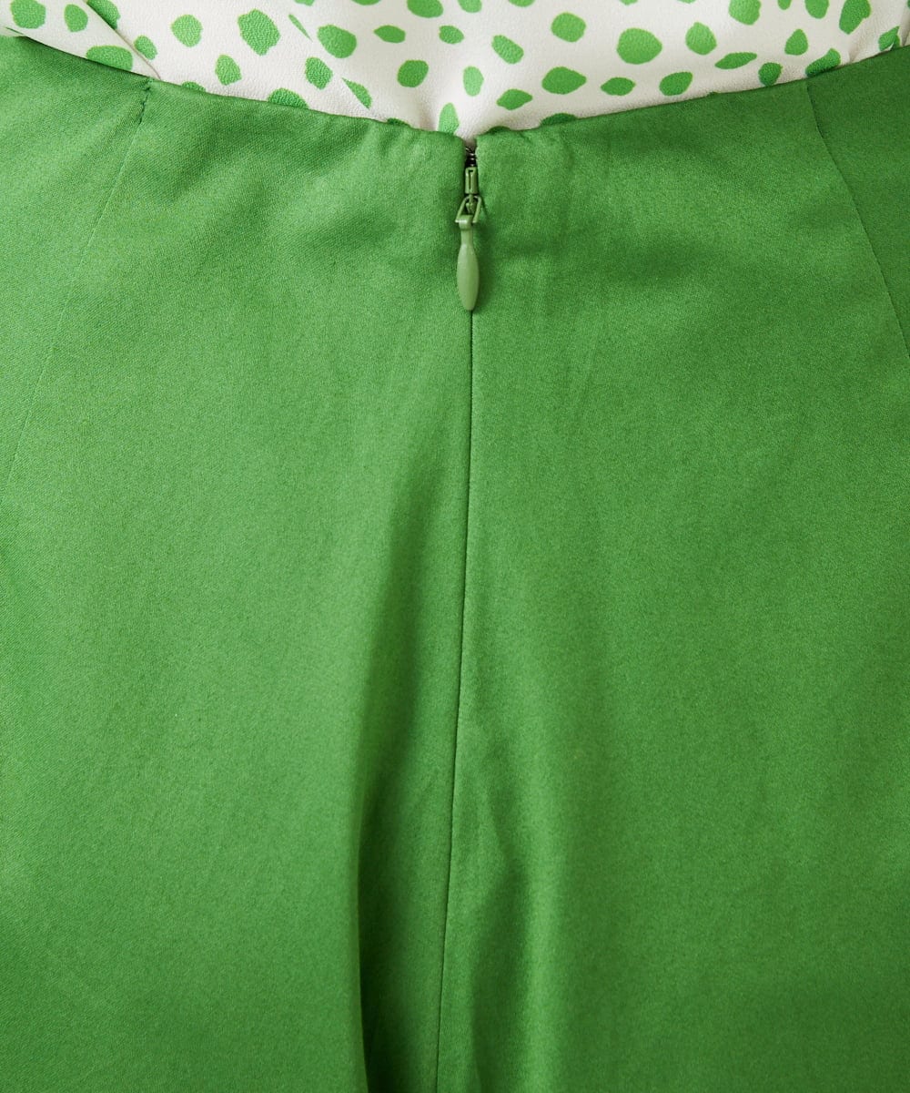 GBLEE32270 Sybilla(シビラ) フレアクロップドパンツ グリーン