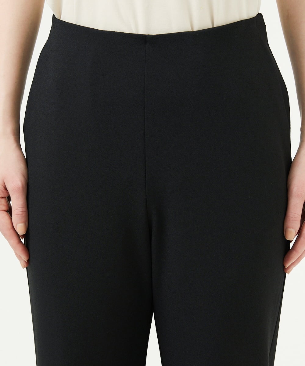 GBLEE42270 Sybilla(シビラ) ストレートクロップドパンツ ブラック