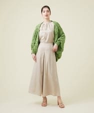 GBLET13330 Sybilla(シビラ) 【ドラマ着用】フロントタックサテンフレアパンツ ベージュ