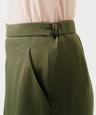 GBLGD40360 Sybilla(シビラ) サテンタックパンツ カーキ