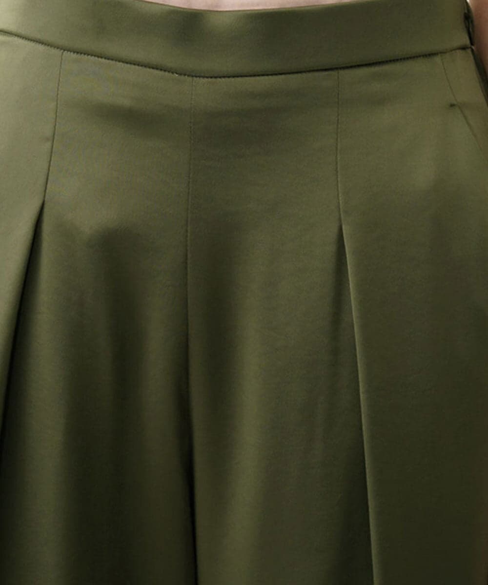 GBLGD40360 Sybilla(シビラ) サテンタックパンツ カーキ