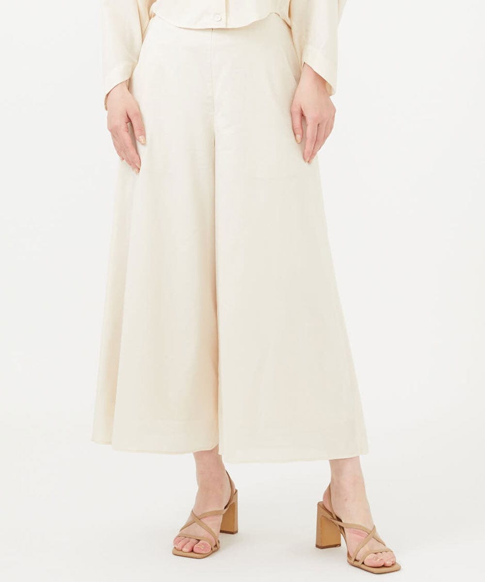 GBLHD04360 Sybilla(シビラ) スカート風クロップドパンツ アイボリー