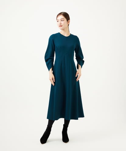 GBPAE32630 Sybilla フォルムスリーブジャージードレス