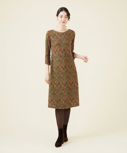 GBPAV73690 Sybilla ジオメトリック刺繍ジャージードレス
