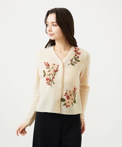 GBSAF34600 Sybilla ポピーブーケ刺繍カーディガン