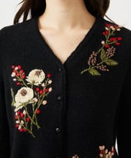 GBSAF34600 Sybilla(シビラ) ポピーブーケ刺繍カーディガン ブラック