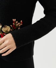 GBSAF34600 Sybilla(シビラ) ポピーブーケ刺繍カーディガン ブラック