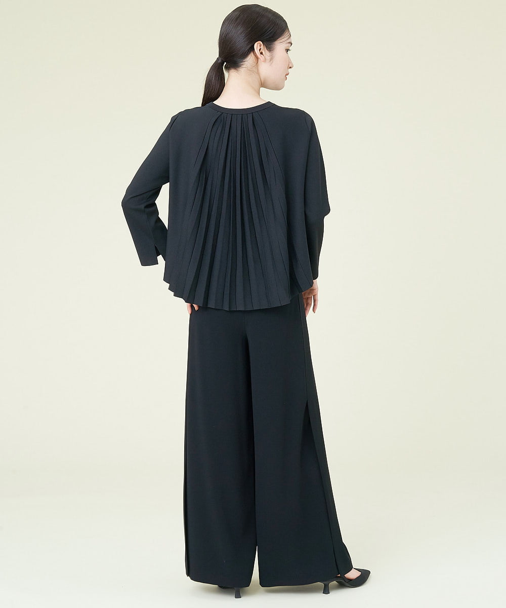 ストレッチナイロンバックプリーツニットジャケット(カーディガン) | Sybilla(シビラ)|イトキンオンラインストア ストレッチナイロンバックプリーツニットジャケット(カーディガン) | Sybilla(シビラ)|イトキンオンラインストア
