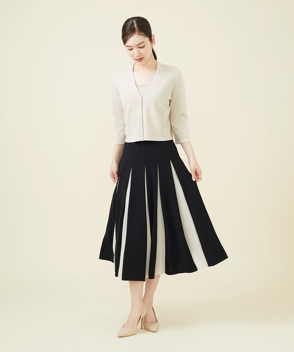 GBSJV03270 Sybilla(シビラ) Vネックショートカーディガン アイボリー