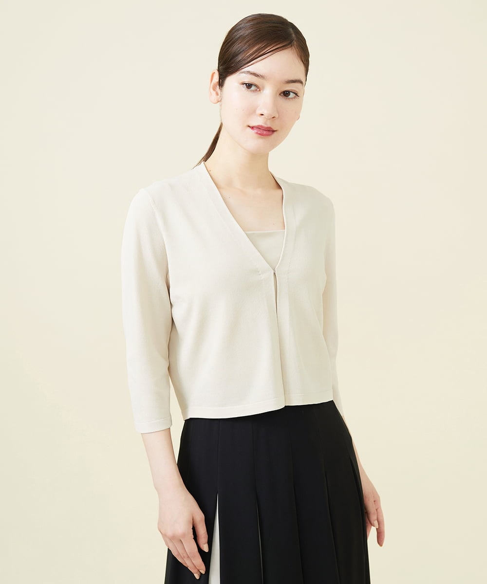 GBSJV03270 Sybilla(シビラ) Vネックショートカーディガン アイボリー